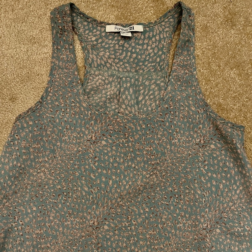 Forever 21 flowy tank